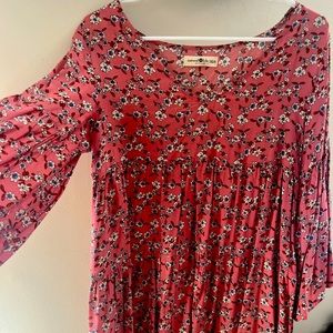 Adorable natural life dress small but fits like a medium